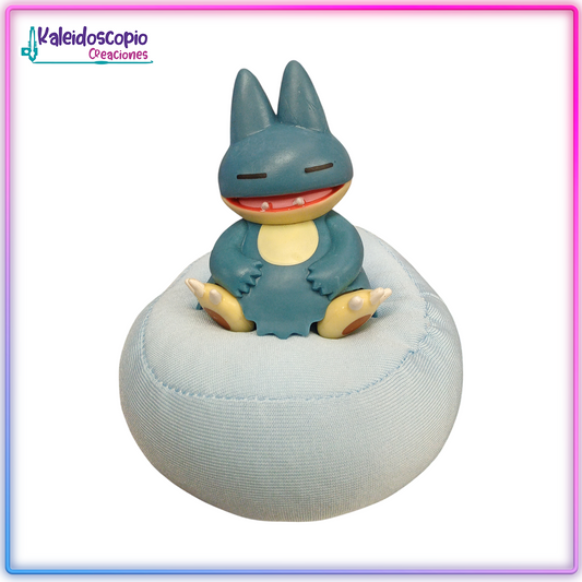 Cute Snorlax Pokemon Dormido